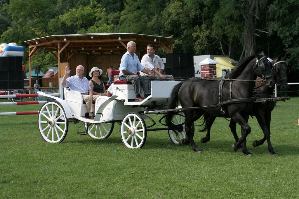 Czajlik Ranch Otel Jahodná Dış mekan fotoğraf